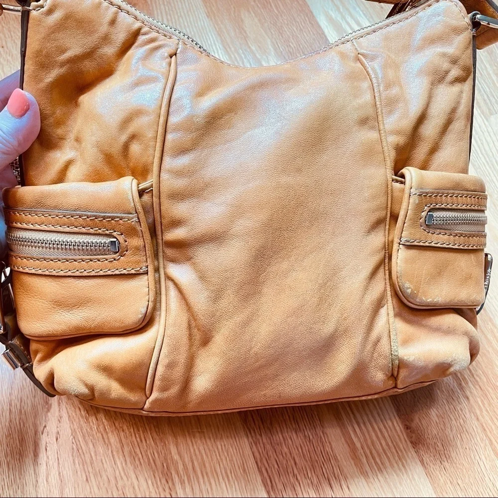 Michael Kors purse leather caramel shoulder bag super funky festival hip - Picture 5 of 16
